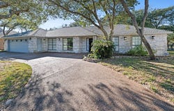 711 Waterwood, ROCKPORT, TX 78382