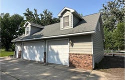 700 Oakland Place NE, Austin, MN 55912