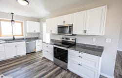 24807-b Nettle Avenue, Mason City, IA 50401