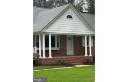8 W LIBERTY ST, RIDGELY, MD 21660