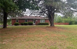 2526 Tri County Line Road, Lathrop, MO 64465