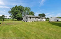 3220 Meridian Road, Leslie, MI 49251