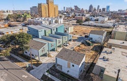 310 W Evergreen St #109, San Antonio, TX 78212