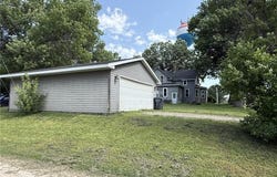 902 Pacific Avenue, Kerkhoven, MN 56252