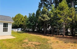 3102 Castlerock Drive, Burlington, NC 27215