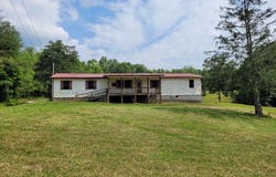 150 Wolfe Drive, Farner, TN 37333
