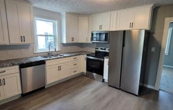 366 S Greensburg Street, Hodgenville, KY 42748