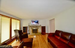 330 Kenwood Hill Rd, Louisville, KY 40214