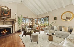 2882 Belden Dr, Los Angeles, CA 90068