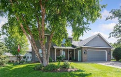 475 Oakhill Road, Chaska, MN 55318