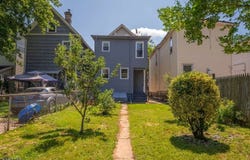 576 Walnut St, Elizabeth City, NJ 07201-1105