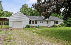 34 Prospect Street, Seville, OH 44273