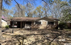 3514 Forestwood, Texarkana, AR 71854