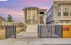 1018 Pine St, Oakland, CA 94607