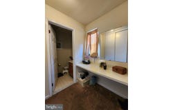 73 VILLAGE DRIVE, SCHWENKSVILLE, PA 19473
