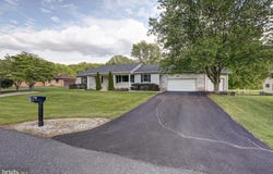 133 WALLS Way, BEAR, DE 19701
