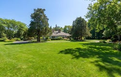 11 Sunset Beach Road, Sag Harbor, NY 11963