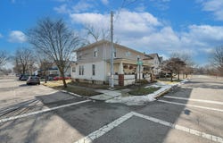 201 W Auburn Avenue, Bellefontaine, OH 43311
