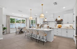 231 SEVERN Way, ORLANDO, FL 32803
