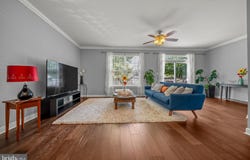 6092 OMEGA Lane, MANASSAS, VA 20112