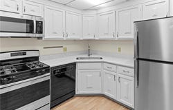 6710 Vernon Avenue S, Edina, MN 55436