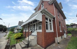 541 Pine Street, Johnstown, PA 15902