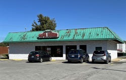 828 N Main Street, Franklin, KY 42134