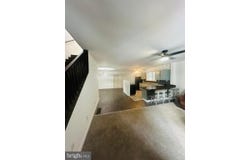 132 W WILLOW STREET, SHAMOKIN, PA 17872