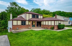 5810 Ely Vista Drive, Parma, OH 44129