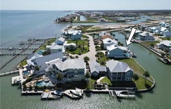 1014 Grand Cayman Court, Rockport, TX 78382
