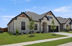 1017 Moss Grove Trail, Justin, TX 76247