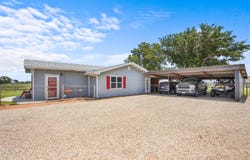 5306 E Erskine Street, Lubbock, TX 79403