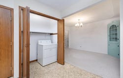 466 Fairfield Avenue NW, Grand Rapids, MI 49504