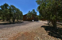 2273 Lindbergh Road, Overgaard, AZ 85933
