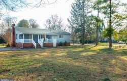 19 CARDINAL Drive, SHEPHERDSTOWN, WV 25443