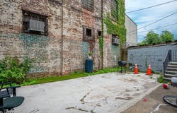 31 Bank St, Elizabeth City, NJ 07201-2703