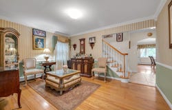 5 Willow Road, New Hyde Park, NY 11040