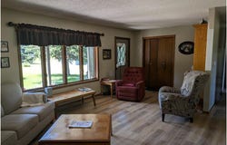 30536 Lexington Road, Le Sueur, MN 56058
