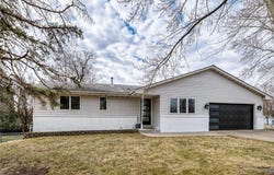 11014 Stanley Curve, Bloomington, MN 55437