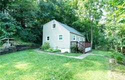 130 6th Ave, Ross Twp, PA 15229