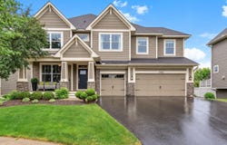 16768 Draft Horse Boulevard, Lakeville, MN 55044