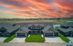 1137 E Thompson Pl, Tea, SD 57064