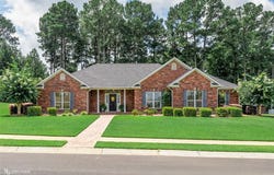 221 Woodhaven Drive, Minden, LA 71055