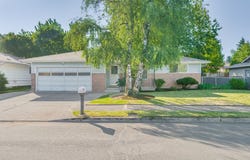 1230 SE 214TH Ave, Gresham, OR 97030