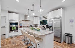 605 NE 15th Ave, Fort Lauderdale, FL 33304