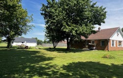 10585 N Il Highway 142, Mt Vernon, IL 62864