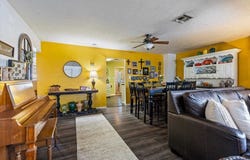 318 E Oklahoma St, Walters, OK