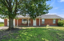 2038 Forreston Road, Waxahachie, TX 75165