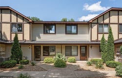 1111 W Royal Oaks Drive, Shoreview, MN 55126