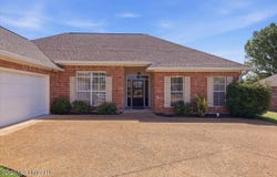 210 Crescent Ridge Drive, Madison, MS 39110